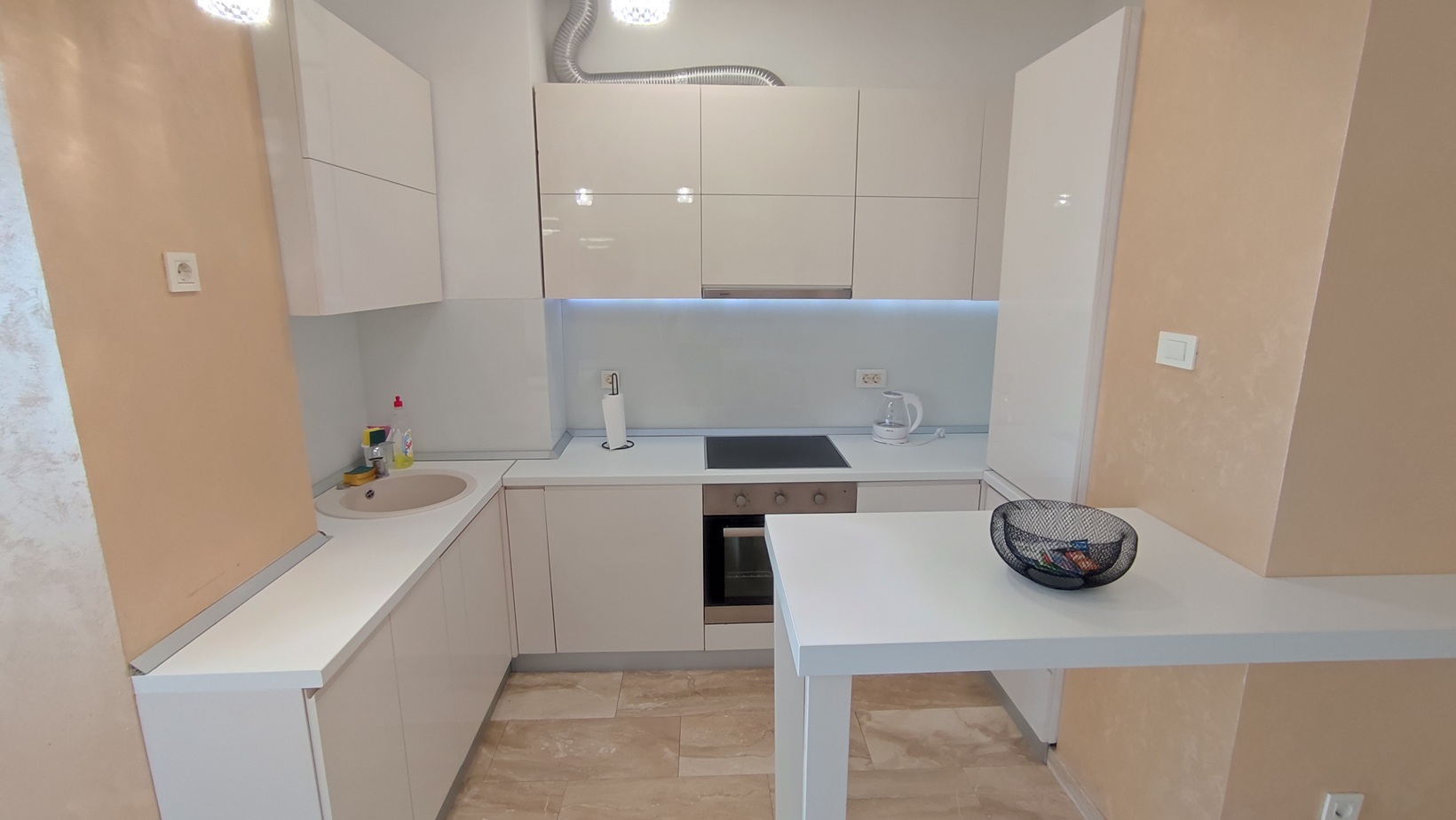 Vista Luna Apartment Oturma Odası